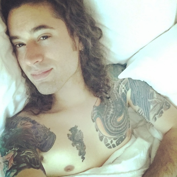 Meet your Posher, Chris - Picture 9 of 15